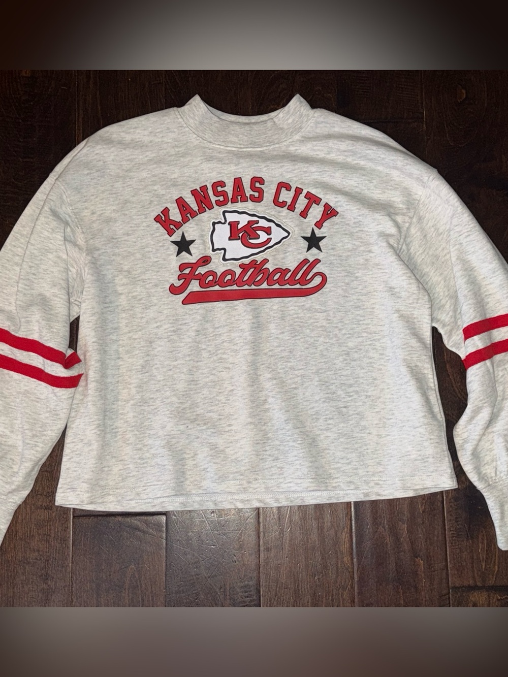 Kansas City Chiefs Womens Lightweight sweatshirt Sz Large - NWT - Picture 2 of 4